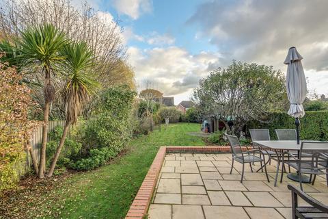 338 Barkham Road, Wokingham, RG41 4DE