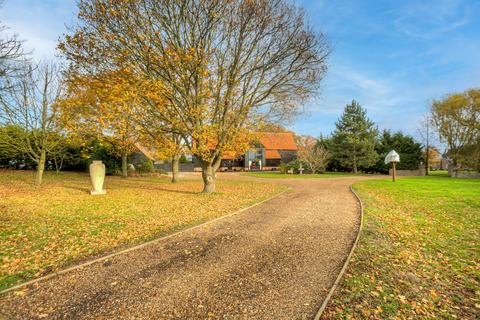 Warren Lodge Clay Lane, St Osyth, Clacton-on-sea, CO16 8HG
