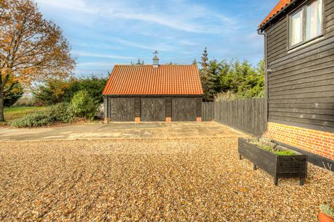 Warren Lodge Clay Lane, St Osyth, Clacton-on-sea, CO16 8HG