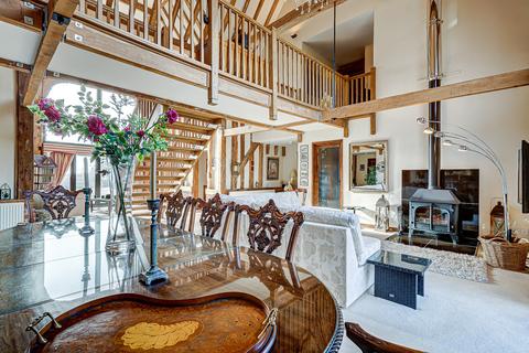 Warren Lodge Clay Lane, St Osyth, Clacton-on-sea, CO16 8HG