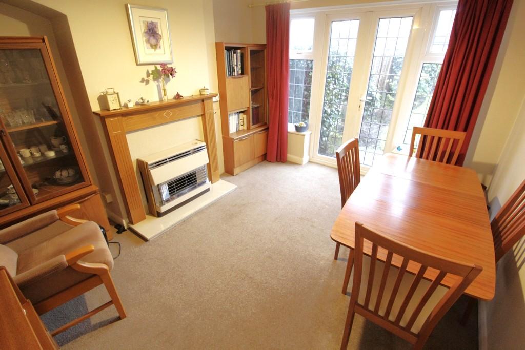 Rectory Lane, Byfleet 3 bed semidetached house £499,950