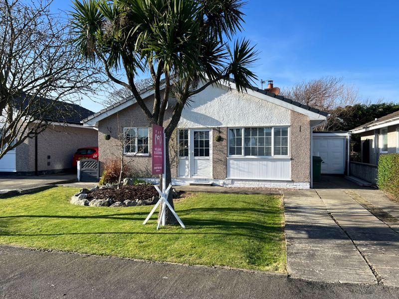 Four Mile Bridge, Isle of Anglesey 3 bed detached bungalow £295,000