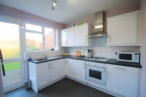 62 Stanley Avenue, Greenford, UB6 8NP