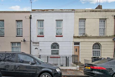 29 Edwin Street, Gravesend, DA12 1EL