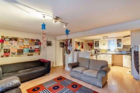 29 Edwin Street, Gravesend, DA12 1EL
