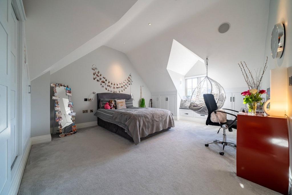 Double Bedroom