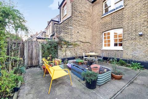 11 Wooler Street, London, SE17 2ED