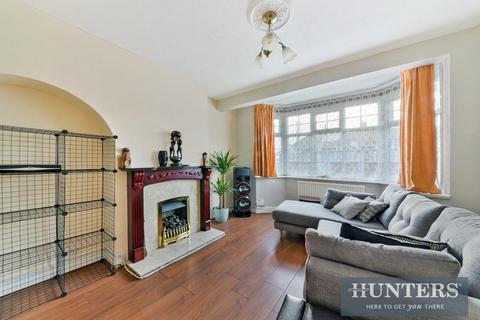 28 Dunster Avenue, Morden, SM4 4LE