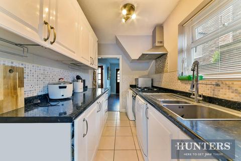 28 Dunster Avenue, Morden, SM4 4LE