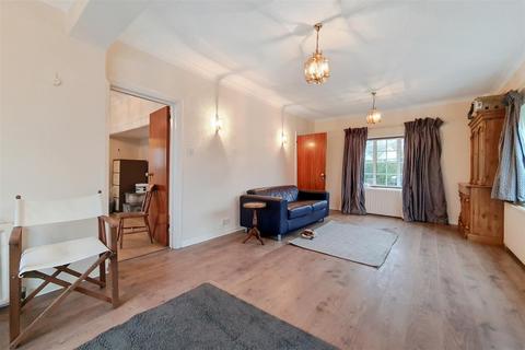 3 bedroom detached house for sale - Preston Waye, Harrow