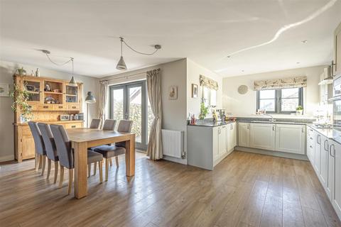 3 bedroom semi-detached house for sale - Heart of Honiton
