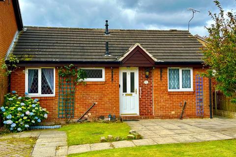 2 bedroom bungalow for sale, Searby Road, Bramley, Rotherham