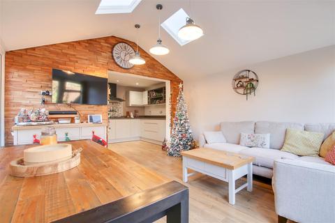 73 Nodes Drive, Stevenage, SG2 8AH