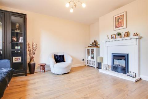 73 Nodes Drive, Stevenage, SG2 8AH