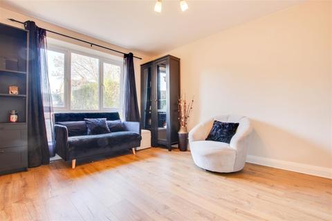 73 Nodes Drive, Stevenage, SG2 8AH