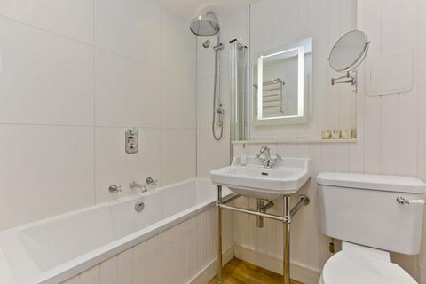 124/73 Lothian Road, Edinburgh, EH3 9DD