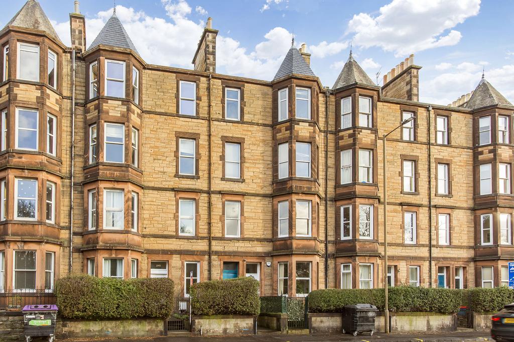 251 3F2, Dalkeith Road, Edinburgh, EH16 5JS 3 bed flat for sale £275,000