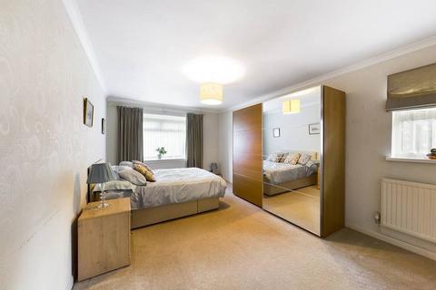 4 Buckley Close, Cardiff, CF5 2DF