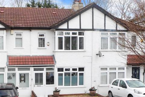 92 Hamilton Avenue, Sutton, SM3 9RL
