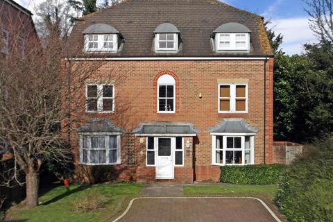 1 bedroom apartment for sale - Pine Gardens, Horley, Surrey