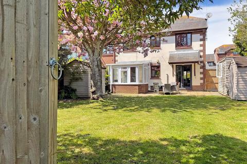 4 bedroom end of terrace house for sale, Penfolds Place, Arundel, West Sussex
