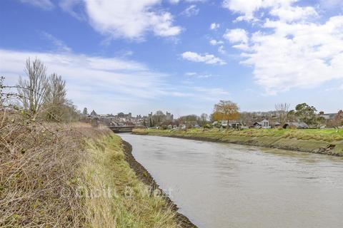 4 bedroom end of terrace house for sale, Penfolds Place, Arundel, West Sussex