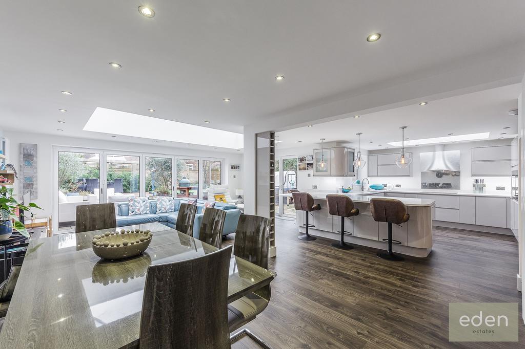 Kitchen/sitting/dining room