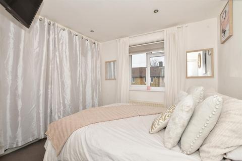 12 Sibton Road, Carshalton, SM5 1LA