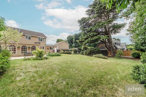 4 bedroom detached house for sale - Carroll Gardens, Larkfield, ME20