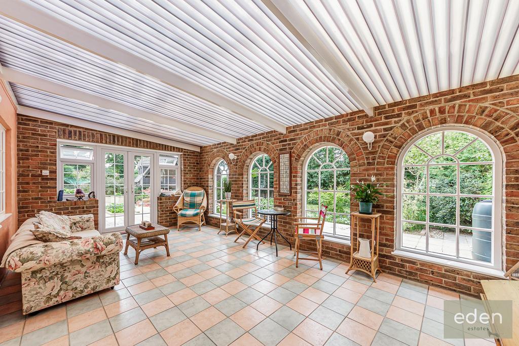 Garden room