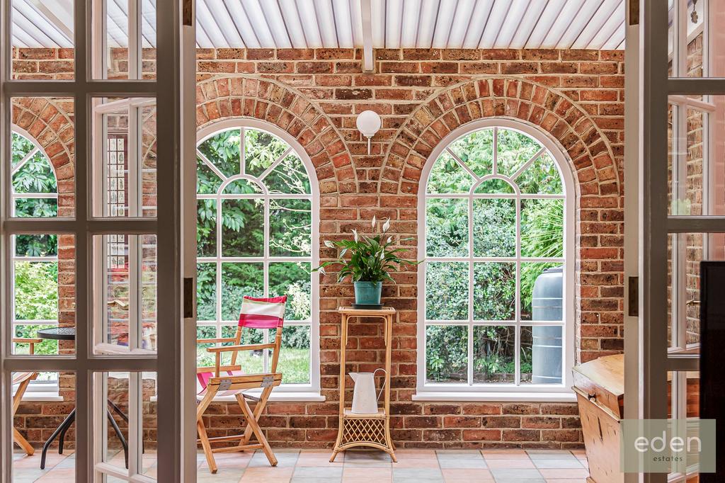 Garden room