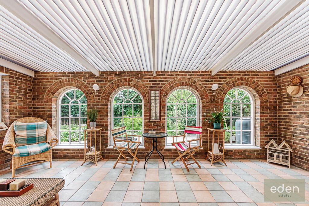 Garden room