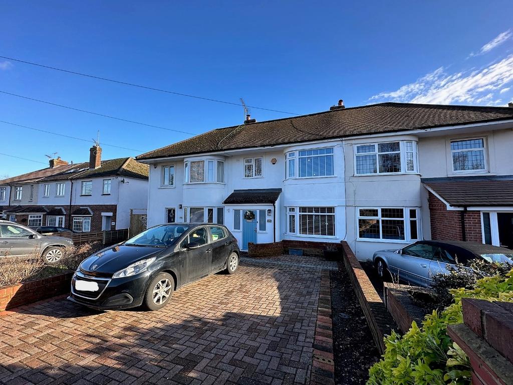 Maidstone Road, Rainham, 4 bed terraced house £400,000