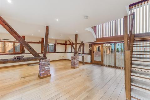 Ivy Barn Beauchamp Lane, Callow End, Worcester, WR2 4UG