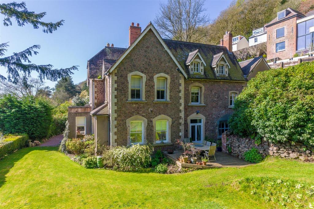 Wells Road, Malvern 5 bed detached house for sale £925,000