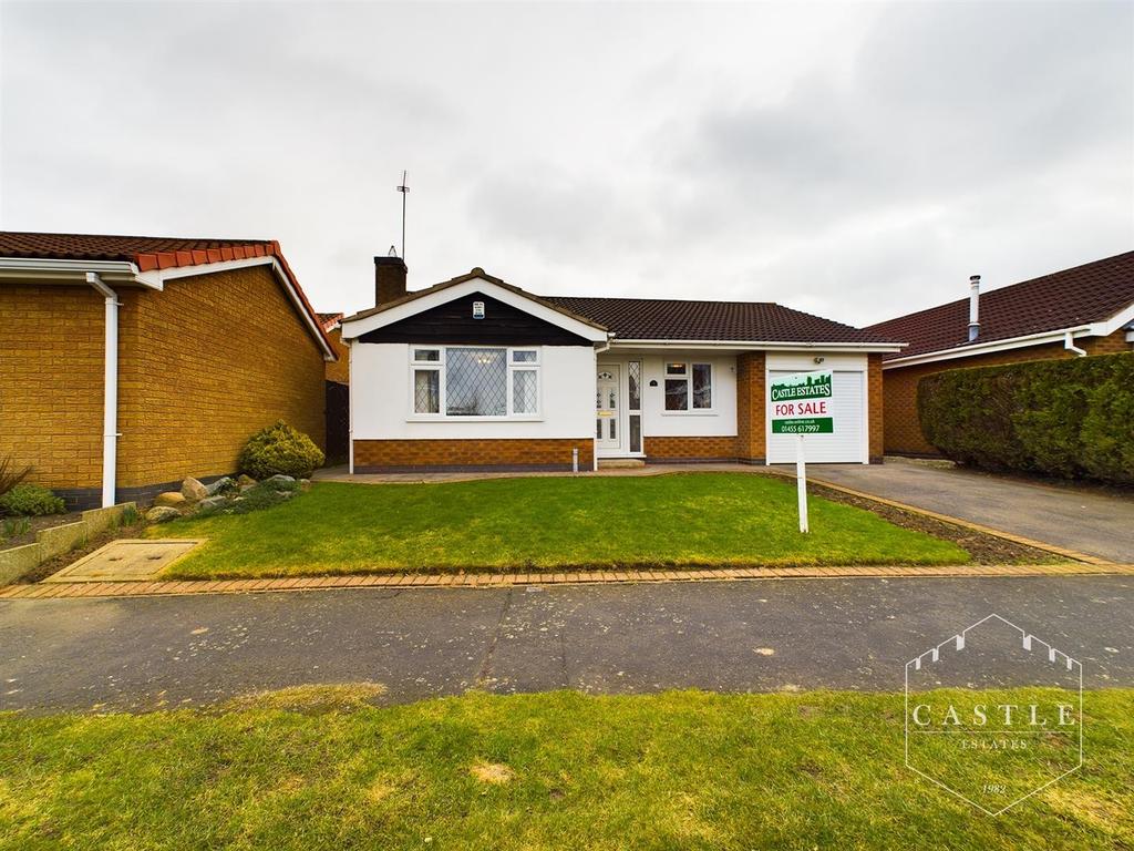 Drake Way, Hinckley 3 bed detached bungalow £300,000