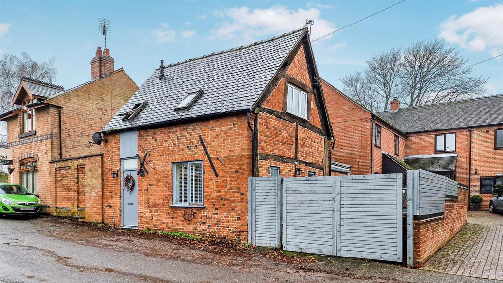Portland Street, Etwall, Derby 2 bed detached house for sale £230,000