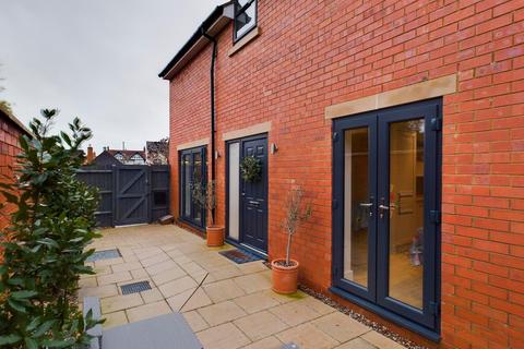 167 Ashburnham Road, Northampton, NN1 4RB
