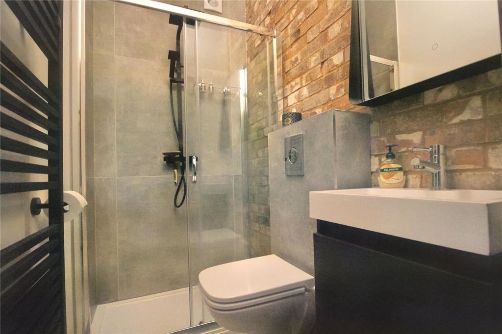Ground En-Suite