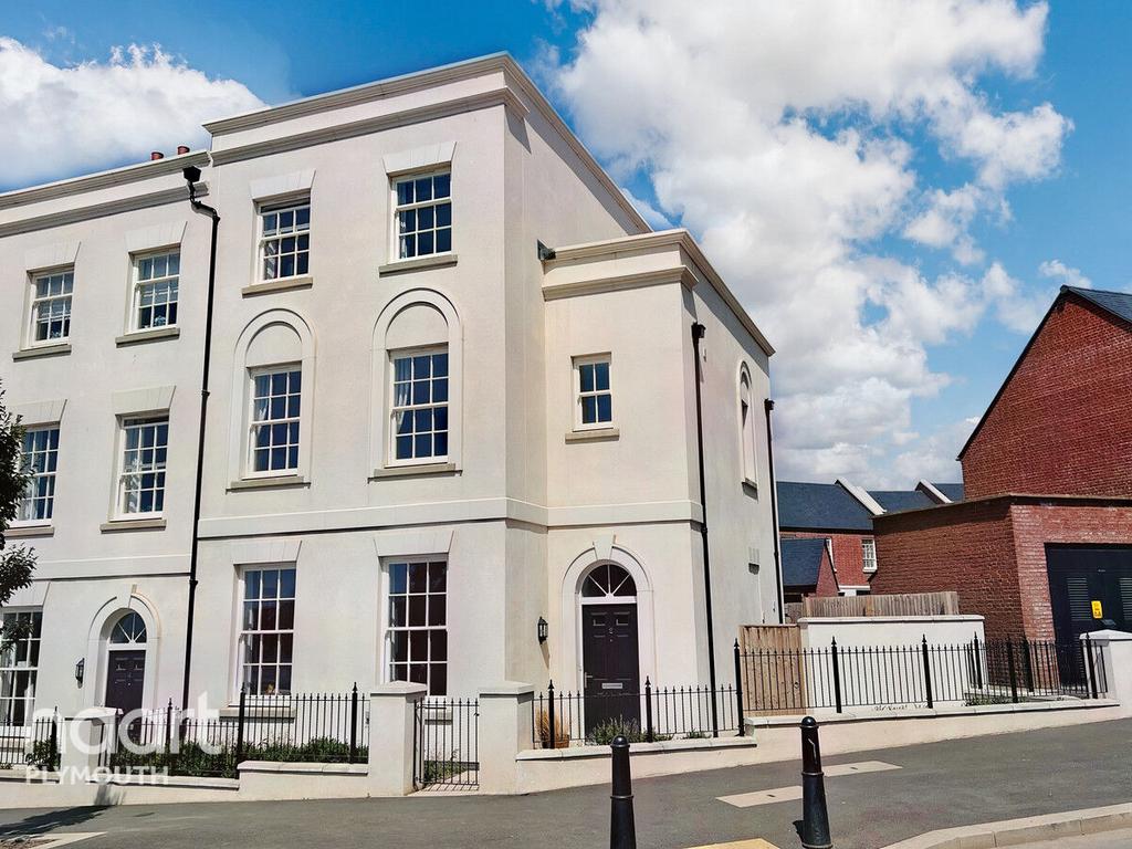 Ursa Gardens, Plymouth 4 bed end of terrace house for sale £375,000