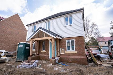 4 bedroom link detached house for sale - Mansion Garden Close, Braintree, CM7