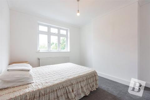 3 bedroom semi-detached house for sale, Eversleigh Gardens, Upminster, RM14