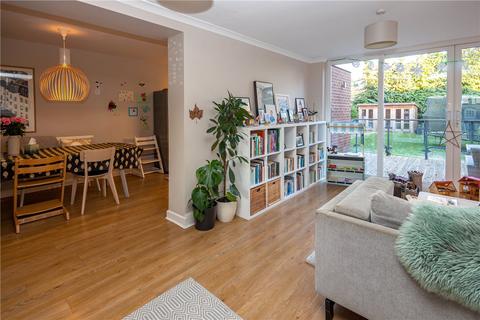 3 bedroom semi-detached house for sale - Therfield Road, St. Albans, Hertfordshire