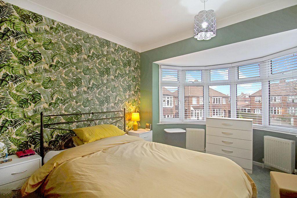 Bedroom 1 (Double)