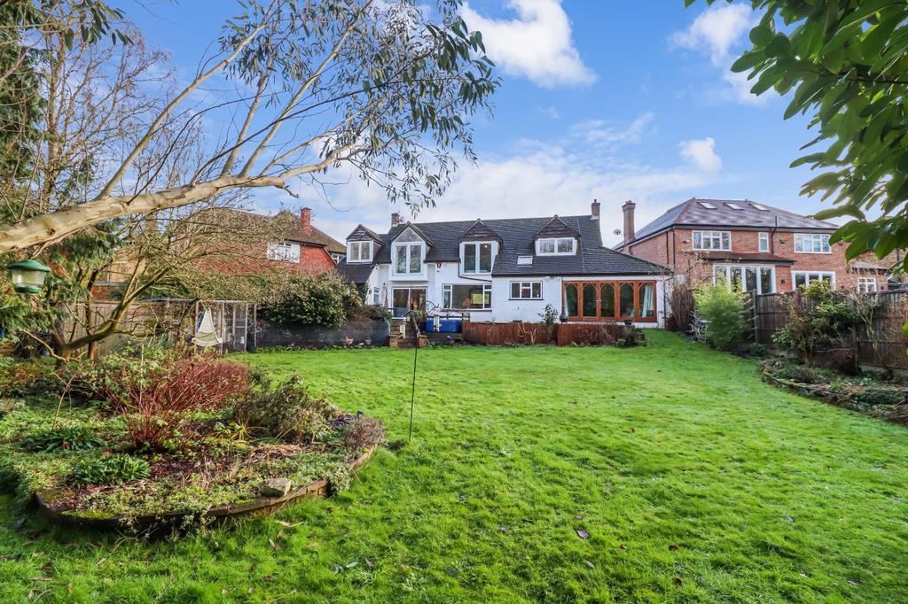 Cassiobury Drive, Watford, WD17 5 bed detached house for sale £1,500,000