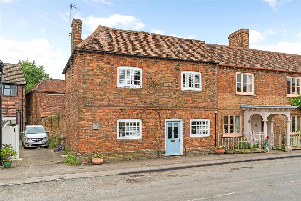 Temple Street, Brill, Aylesbury, HP18 3 bed end of terrace house £675,000