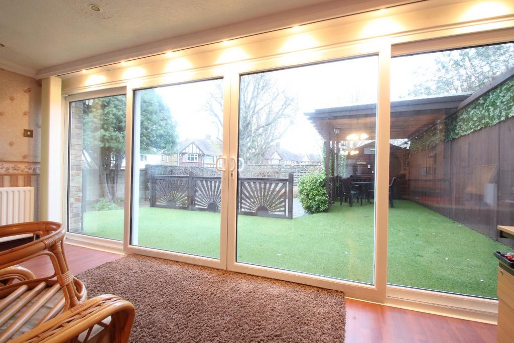 Argyle Avenue, Margate 4 bed semidetached house for sale £585,000