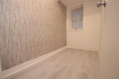 2 bedroom flat for sale, Prince of Wales Terrace, Deal