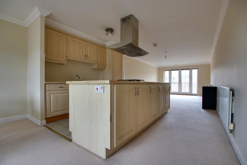 Marshall Square, Southampton 2 bed flat £280,000