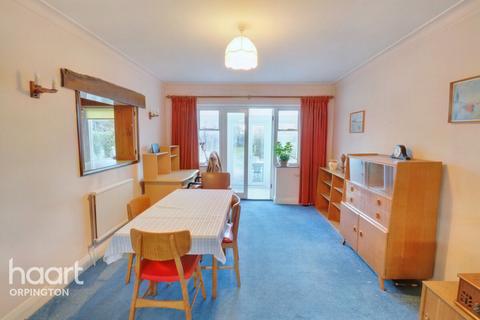 122 Crofton Road, Orpington, BR6 8HZ